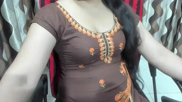 Snapshot of Kaur_Jannat chatting on May 2026 06:24:01 PM Kaur Jannat online show from May 2026 06:24:01 PM