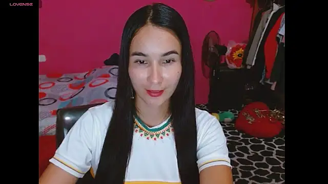 Snapshot of nicolgomez2 chatting on March 2025 09:02:02 PM nicolgomez2 online show from March 2025 09:02:02 PM