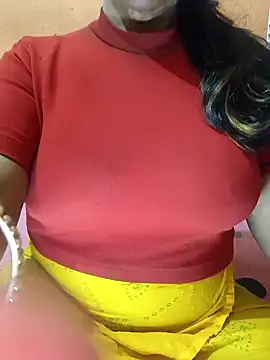 Snapshot of CUTE_SOPHIA- chatting on December 2024 05:57:02 PM CUTE SOPHIA- online show from December 2024 05:57:02 PM