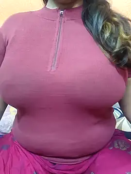 Snapshot of CUTE_SOPHIA- chatting on February 2025 05:02:01 AM CUTE SOPHIA- online show from February 2025 05:02:01 AM