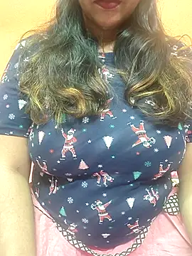 Snapshot of CUTE_SOPHIA- chatting on March 2025 08:32:02 PM CUTE SOPHIA- online show from March 2025 08:32:02 PM