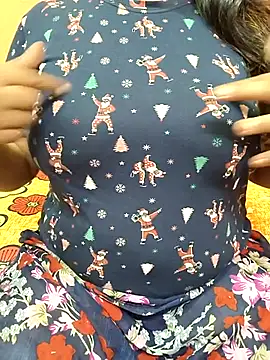 Snapshot of CUTE_SOPHIA- chatting on October 2025 01:15:01 AM CUTE SOPHIA- online show from October 2025 01:15:01 AM