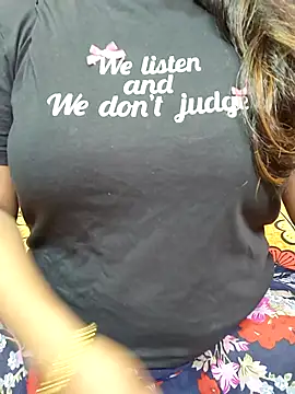 Snapshot of CUTE_SOPHIA- chatting on October 2025 09:14:01 PM CUTE SOPHIA- online show from October 2025 09:14:01 PM