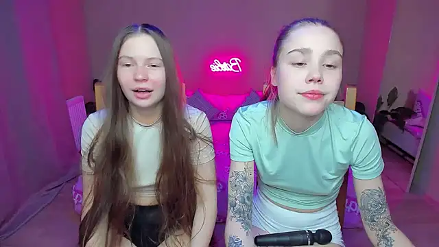 HelloRoxy online show from January 2025 05:30:01 PM