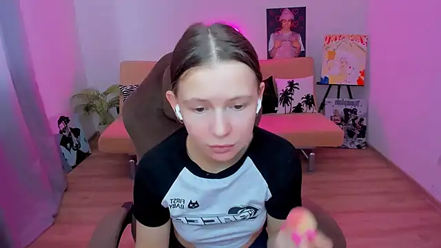 HelloRoxy online show from October 2025 05:41:02 AM