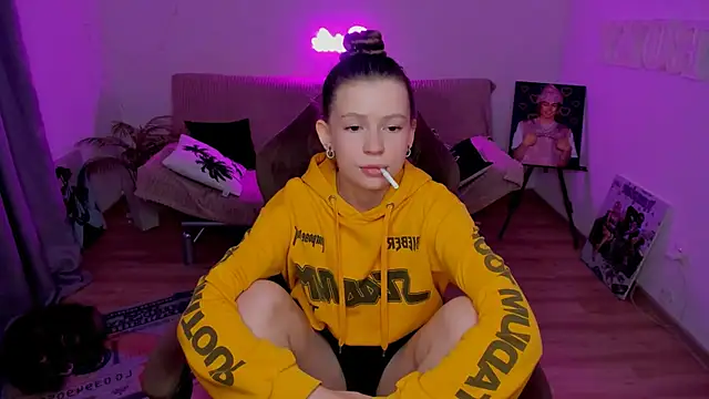 HelloRoxy online show from February 2026 05:52:01 PM