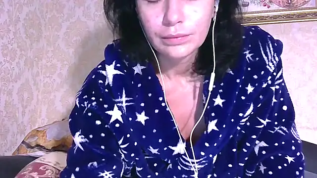 StunnigArt online show from April 2026 01:16:02 AM