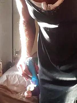 littleChop33 online show from October 2025 02:25:02 PM