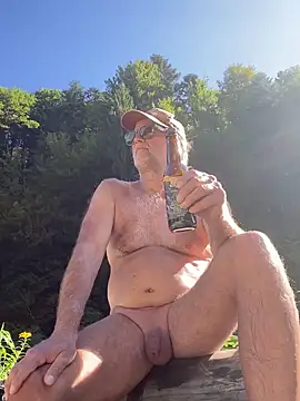 artXhibitor online show from September 2025 01:23:02 PM