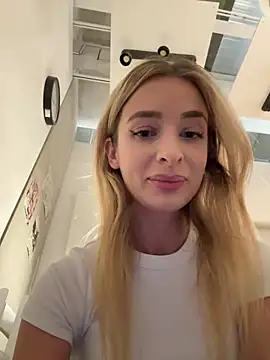 EvieEvans online show from December 2024 04:05:02 PM