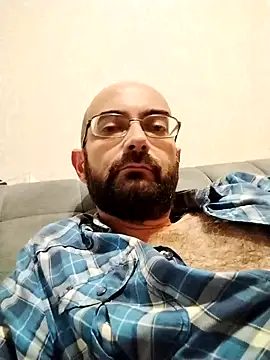 ArsenSavas online show from November 2025 06:30:01 PM