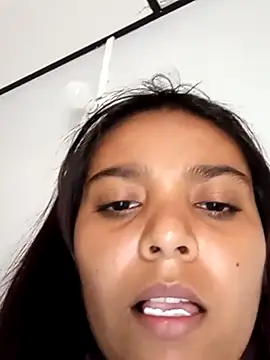 Snapshot of stefanie010 chatting on February 2025 09:48:02 PM stefanie010 online show from February 2025 09:48:02 PM