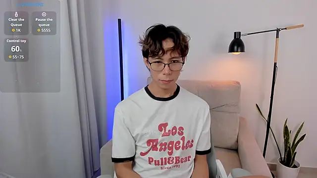 kim lian21 online show from November 2025 01:54:02 PM