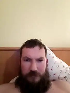 Snapshot of Klinsch chatting on November 2025 09:05:02 PM Klinsch online show from November 2025 09:05:02 PM