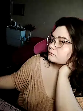 Snapshot of DenisHailey chatting on January 2025 12:18:01 PM DenisHailey online show from January 2025 12:18:01 PM