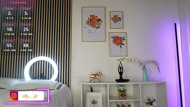 LillyDolls23 online show from December 2025 12:43:02 PM