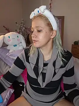 NaomiShimizu online show from November 2025 09:36:01 PM