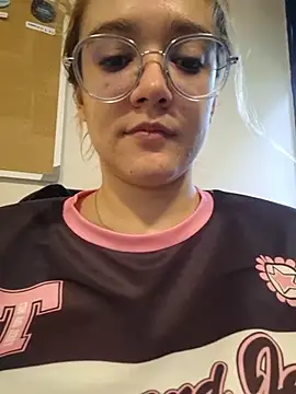 NaomiShimizu online show from April 2026 08:23:01 PM