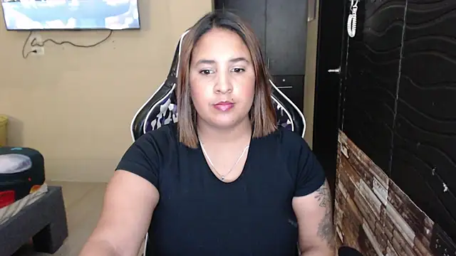 Snapshot of KathyHardcore69 chatting on April 2026 03:48:01 AM KathyHardcore69 online show from April 2026 03:48:01 AM