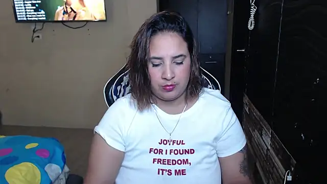 Snapshot of KathyHardcore69 chatting on April 2026 04:50:02 AM KathyHardcore69 online show from April 2026 04:50:02 AM