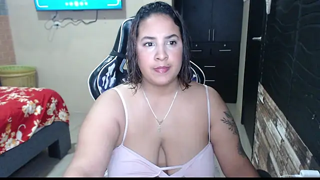 Snapshot of KathyHardcore69 chatting on April 2026 02:58:02 AM KathyHardcore69 online show from April 2026 02:58:02 AM