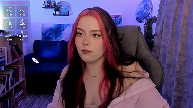 Snapshot of CoralineKeyns chatting on March 2026 02:44:01 AM CoralineKeyns online show from March 2026 02:44:01 AM