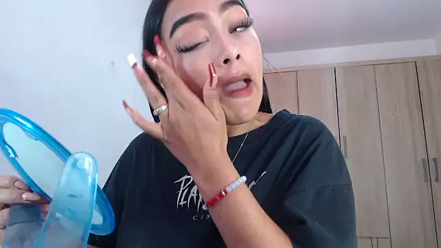 fairylatin222 online show from February 2025 09:04:01 PM