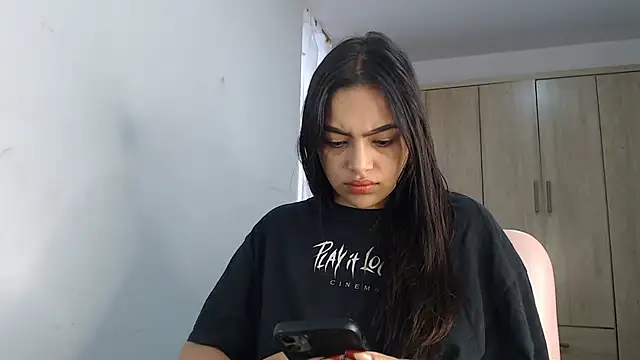 fairylatin222 online show from February 2025 12:01:02 PM