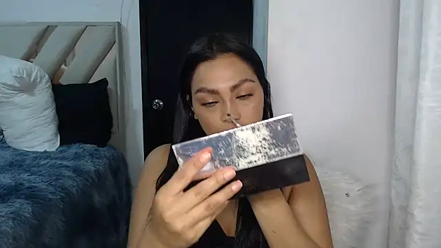 fairylatin222 online show from September 2025 12:24:02 AM