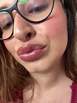 adara lennox online show from April 2026 08:54:02 PM