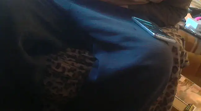 Snapshot of T-onyi chatting on February 2025 08:29:02 AM T-onyi online show from February 2025 08:29:02 AM