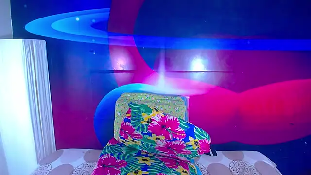 Snapshot of Cristalxxts chatting on January 2025 04:38:01 PM Cristalxxts online show from January 2025 04:38:01 PM