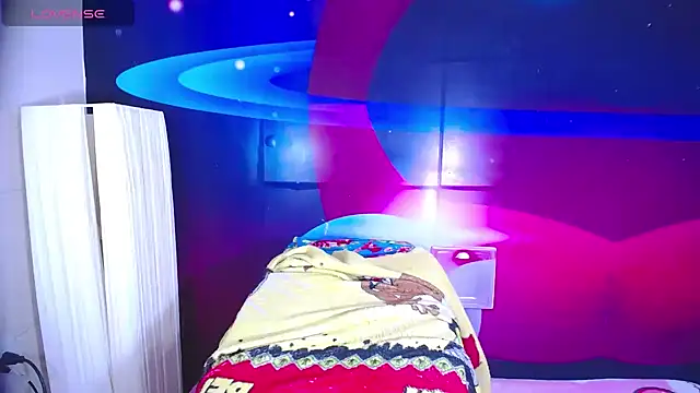 Snapshot of Cristalxxts chatting on October 2025 07:58:02 PM Cristalxxts online show from October 2025 07:58:02 PM