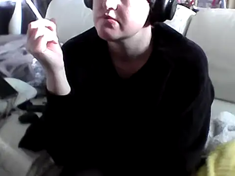 Snapshot of DragoneSFR chatting on January 2025 09:19:01 AM DragoneSFR online show from January 2025 09:19:01 AM