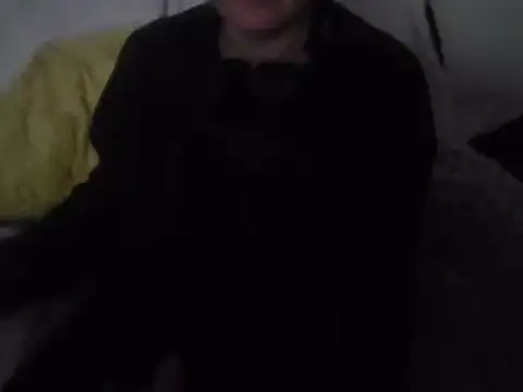 Snapshot of DragoneSFR chatting on January 2025 02:58:01 PM DragoneSFR online show from January 2025 02:58:01 PM