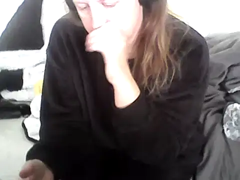 Snapshot of DragoneSFR chatting on January 2025 09:48:01 AM DragoneSFR online show from January 2025 09:48:01 AM