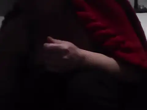 Snapshot of DragoneSFR chatting on February 2025 05:13:02 PM DragoneSFR online show from February 2025 05:13:02 PM