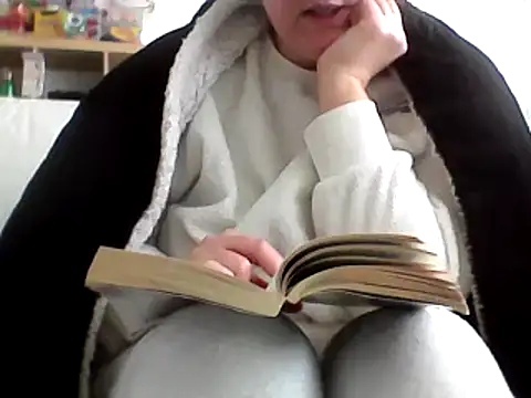 Snapshot of DragoneSFR chatting on March 2025 10:06:02 AM DragoneSFR online show from March 2025 10:06:02 AM