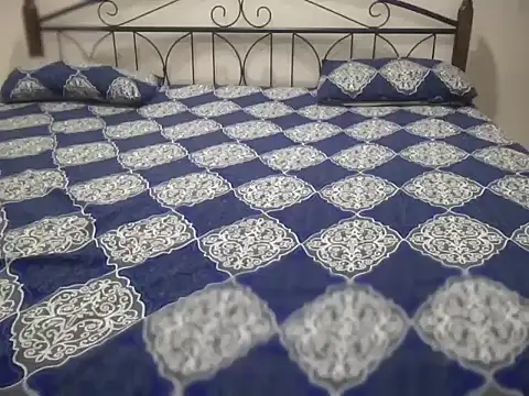 sofiaanwar22 online show from October 2025 07:21:02 AM