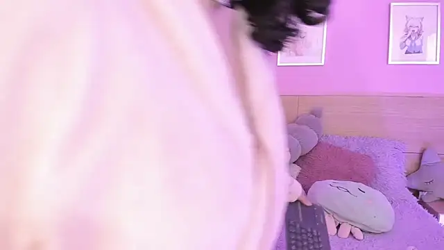 Sachi Meow online show from March 2025 06:44:02 PM