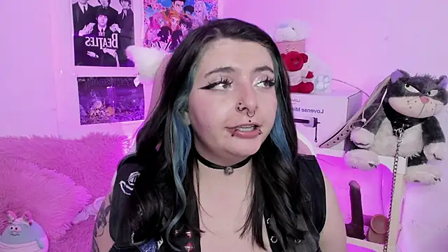 Sachi Meow online show from December 2025 07:10:01 PM