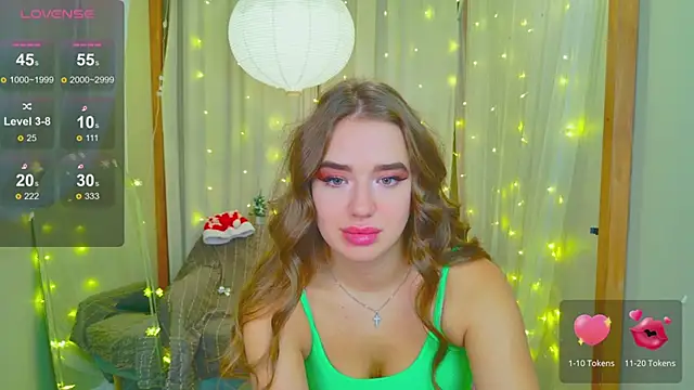 Snapshot of LovelyJessie chatting on December 2024 03:05:01 PM LovelyJessie online show from December 2024 03:05:01 PM