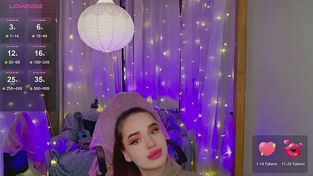 Snapshot of LovelyJessie chatting on December 2024 05:47:02 PM LovelyJessie online show from December 2024 05:47:02 PM