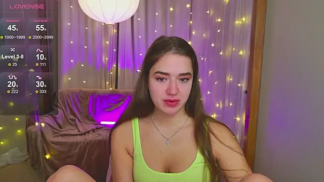 Snapshot of LovelyJessie chatting on January 2025 05:01:01 PM LovelyJessie online show from January 2025 05:01:01 PM