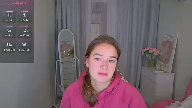 Snapshot of LovelyJessie chatting on November 2025 09:30:01 AM LovelyJessie online show from November 2025 09:30:01 AM