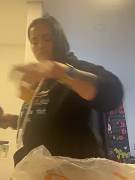 scarlet-kennedy98 online show from March 2026 05:53:02 PM