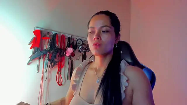 scarlet-kennedy98 online show from April 2026 07:47:02 PM