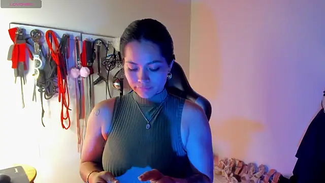 Snapshot of scarlet-kennedy98 chatting on April 2026 09:19:01 PM scarlet-kennedy98 online show from April 2026 09:19:01 PM