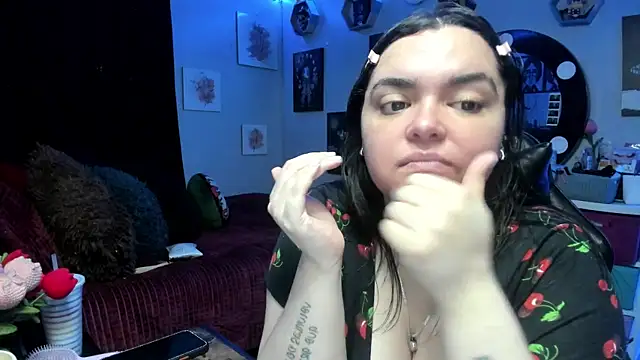 Snapshot of Luise_Meyrink chatting on March 2026 02:16:01 AM Luise Meyrink online show from March 2026 02:16:01 AM