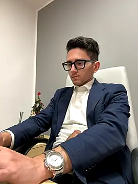 Snapshot of masterboss_ chatting on December 2024 12:44:01 PM masterboss  online show from December 2024 12:44:01 PM